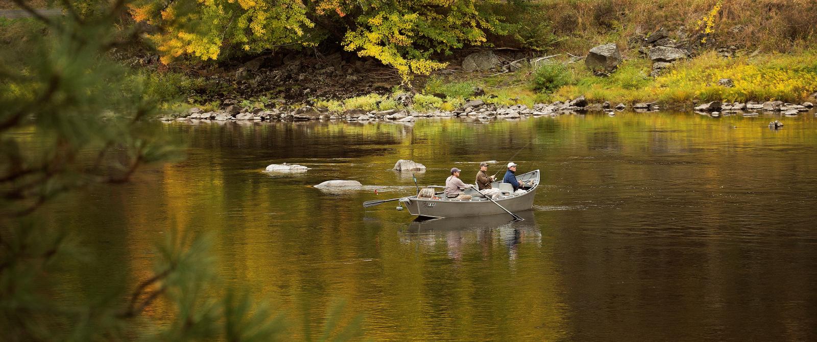 Fall steelhead drift boat fishing steelhead river fishing