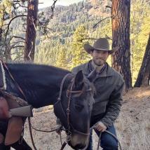Evan Metcalf Big Game, Big Game hunting guide